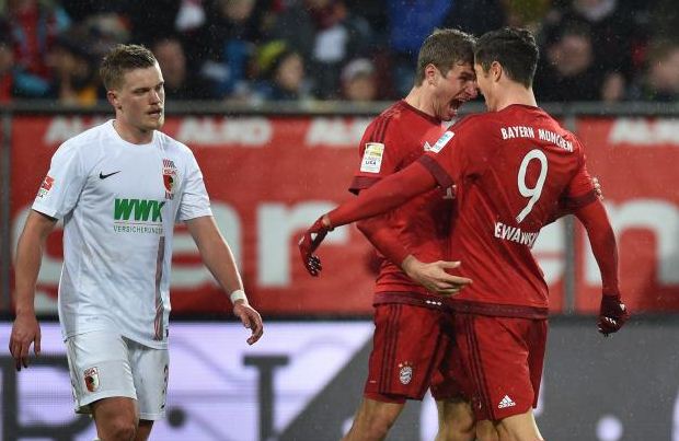 Bayern Munich vs Augsburg - Vòng 26 Bundesliga