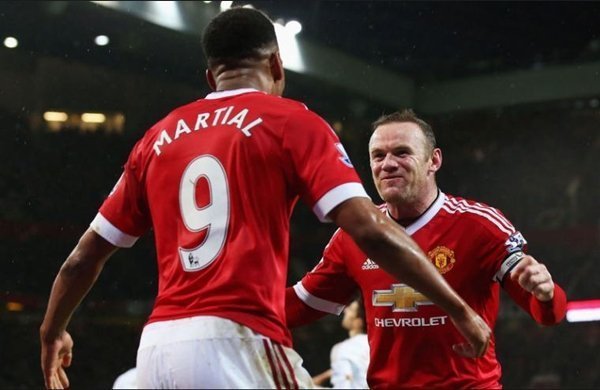 Rooney và Martial lỗi hẹn với trận đấu then chốt gặp Rostov vì chấn thương