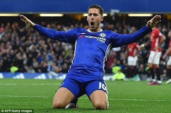Eden Hazard vừa đề cập đến kế hoạch vô địch Premier League lần thứ ba với Chelsea