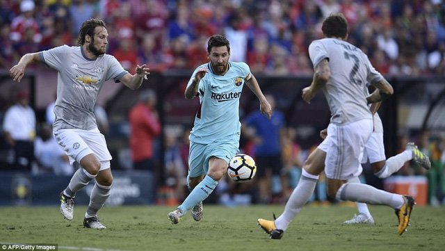 Lionel Messi cũng để lại những dấu ấn nhất định ở trận đấu này