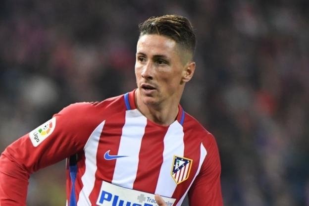 Torres gia hạn hợp đồng với Atletico Madrid