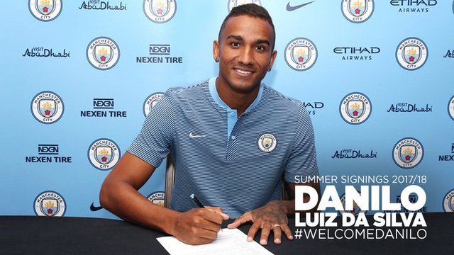 Danilo đã trở thành người của Man City