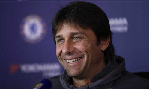 Gạt bỏ scandal, HLV Conte ký hợp đồng mới với Chelsea