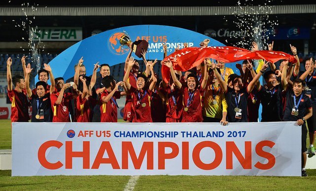 Trước khi đánh bại Thái Lan ở chung kết, U15 Việt Nam đã vượt qua Australia 2-0 ở bán kết