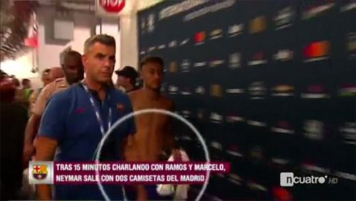 Neymar bất ngờ vào phòng thay đồ tạm biệt cầu thủ Real