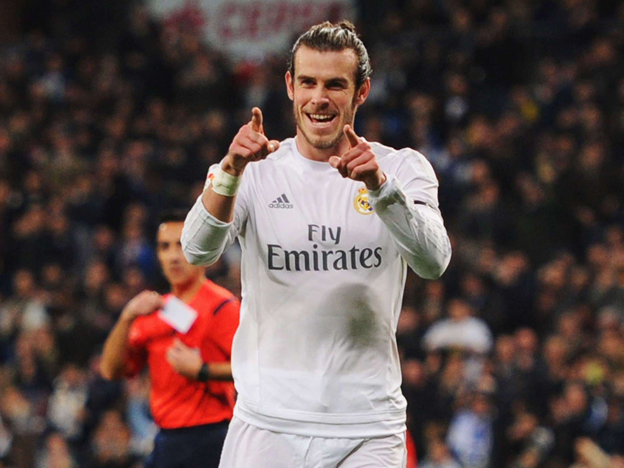 Bale vẫn muốn gắn bó với Real