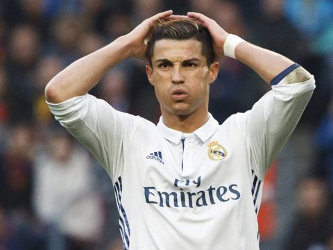 Ronaldo phải ở lại TBN để tham dự phiên điều trần về vụ trốn 14,7 triệu euro tiền thuế