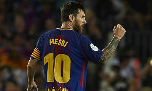 Siêu cò Mino Raiola: "Lionel Messi nên rời Barca để chứng minh sự vĩ đại"