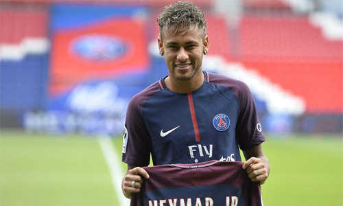 Hình ảnh Neymar khoác áo PSG  ở Barcelona