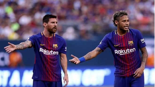 Xong vụ Neymar, PSG tự tin thừa sức giải phóng luôn Messi UEFA