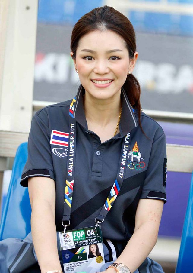 Nữ trưởng đoàn bóng đá Thái Lan Watanya Wongopasi