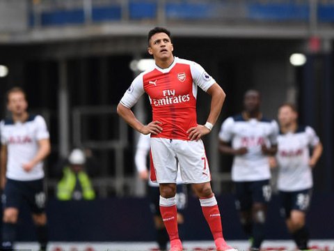 Sanchez vẫn làm ngơ trước những lời đề nghị từ Arsenal