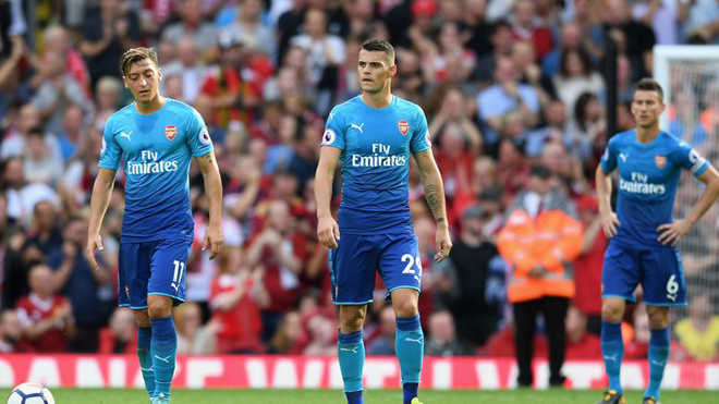 Arsenal và ngôi sao của mình bị dè bỉu vì một lời chúc mừng