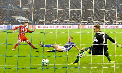 James lần đầu biết đến cảm giác ghi bàn trong màu áo Bayern