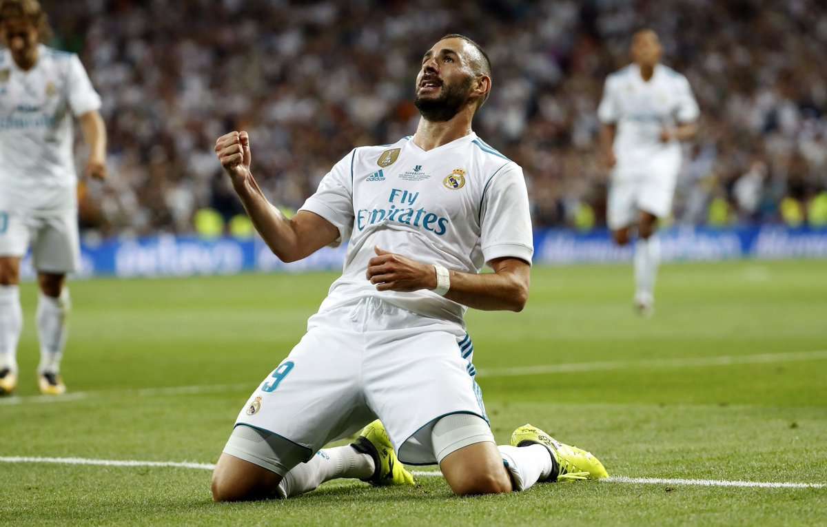   Real Madrid chuẩn bị gia hạn hợp đồng với Benzema