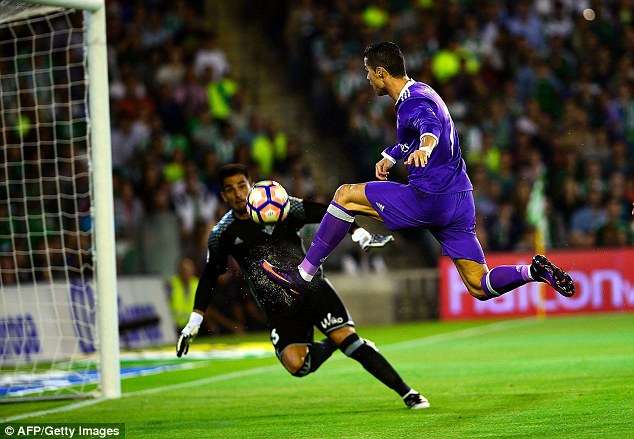 Sự vắng mặt của C.Ronaldo khiến Real Madrid gặp nhiều khó khăn