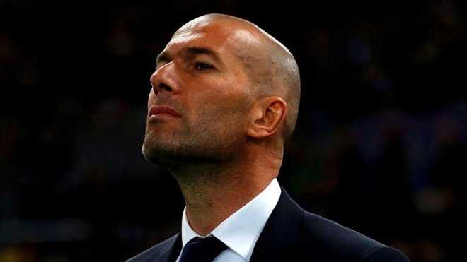  Zidane xứng đáng là thương vụ thế kỉ của Real Madrid 