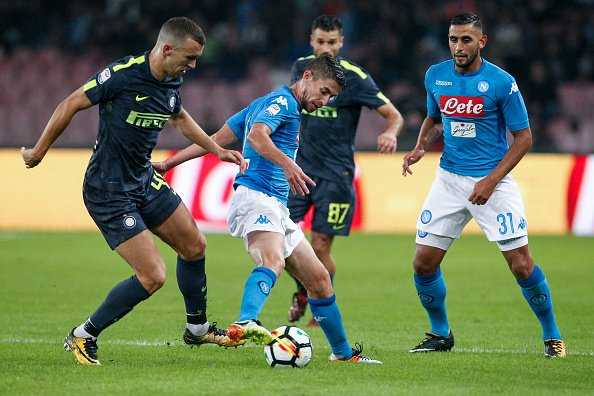Napoli và Inter Milan chia điểm trên San Paolo