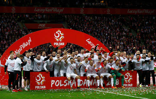 Ba Lan làm lễ ăn mừng chiến thắng ở vòng loại World Cup 2018.
