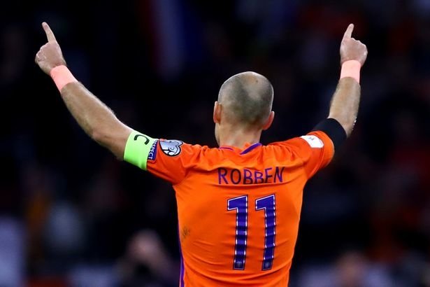 9. Tiền vệ cánh phải Arjen Robben (Hà Lan)