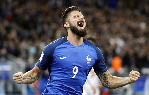 Giroud nâng tỉ số lên 2-0 cho tuyển Pháp
