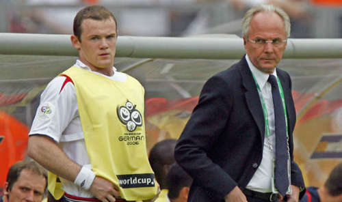 Rooney và HLV Eriksson tại World Cup 2006.