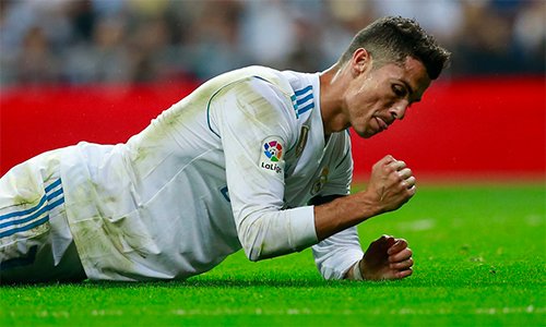Ronaldo thất vọng ra mặt vì không thể ghi bàn trong trận đấu với Espanyol.