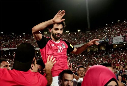 Salah đang là người hùng bóng đá của Ai Cập.
