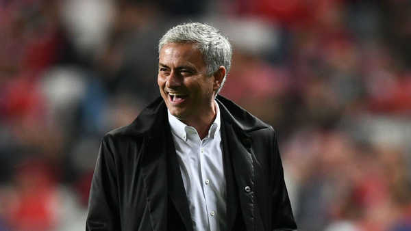 HLV Mourinho: “Lỗi của tôi là quá thành công”