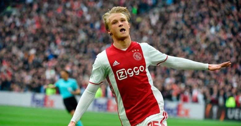 Dolberg là tiền đạo giàu tiềm năng của Ajax