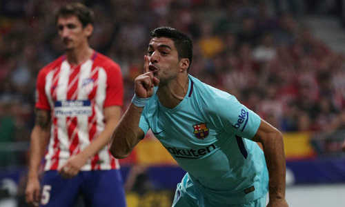 Suarez áp sát top 10 chân sút của Barca