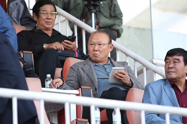 HLV Park Hang Seo cần Hữu Thắng và Hoàng Anh Tuấn để hiểu hơn về bóng đá Việt Nam