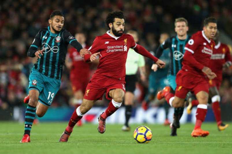Song sát Salah - Coutinho tỏa sáng, Liverpool đánh bại Southampton