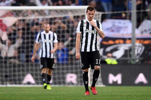 Thủng lưới 3 bàn, Juventus muối mặt rời Genova