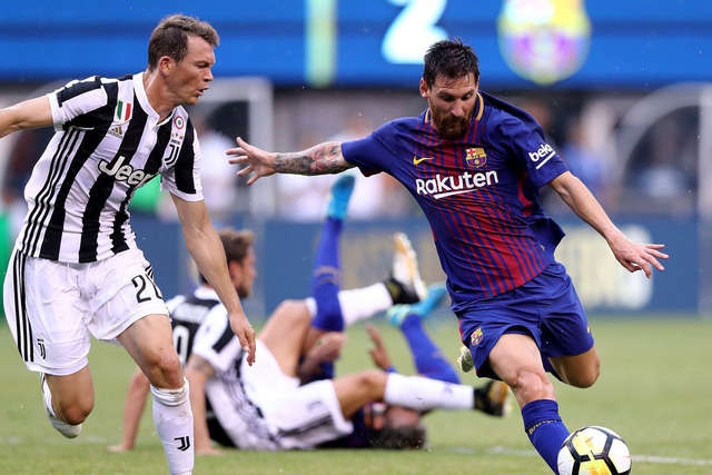 Juventus để thua Barcelona với tỷ số 0-3 ở lượt đi
