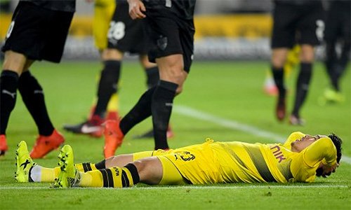 Dortmund tiếp tục chuỗi trận tồi tệ