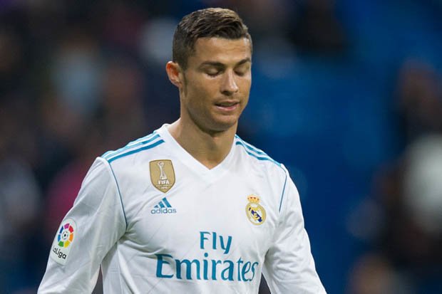 Ronaldo được cho ca cẩm với đồng đội, Real Madrid sẽ trắng tay mùa này