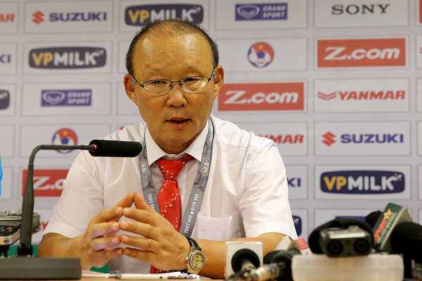 VFF đã vội vàng khi chọn Park Hang Seo là HLV trưởng tuyển Việt Nam?