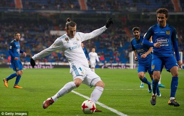 Bale vào sân 30 phút cuối, giúp Real Madrid có được hai bàn thắng