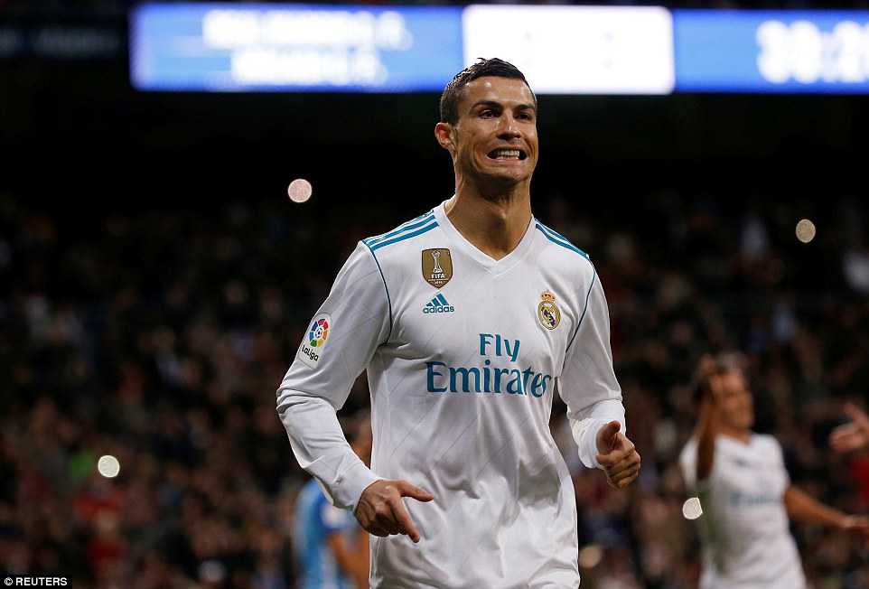 Ronaldo lập công, Real Madrid thắng kịch tính Malaga
