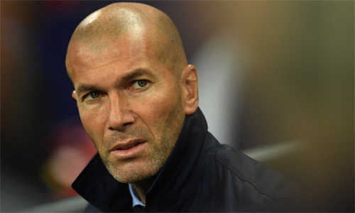 Zinedine Zidane - khi hào quang dần vụt tắt