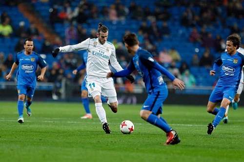 Bale kiến tạo cho Mayoral ngay ở đường chạm bóng đầu tiên
