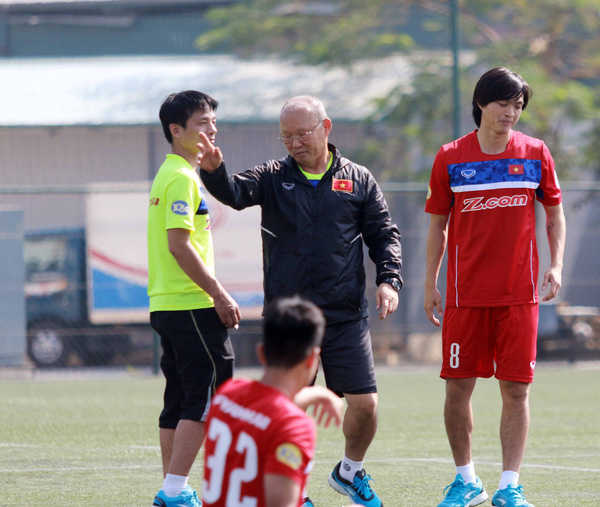 HLV Park Hang Seo đưa ra những bài tập chiến thuật có độ khó cao với U23 Việt Nam