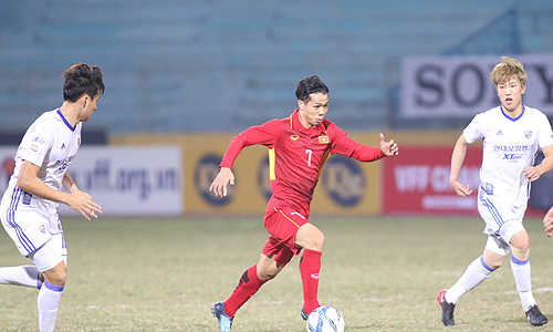 HLV Park Hang Seo cho các cầu thủ U23 Việt Nam tráo số áo, đánh lừa đối thủ
