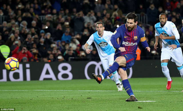 Messi đá hỏng một quả phạt đền và bốn lần đưa bóng tìm đúng cột dọc, xà ngang khung thành Deportivo