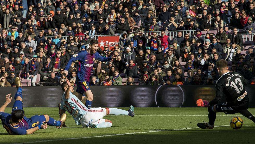 Messi đã ghi bàn sau hơn 1 tháng im lặng