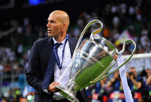 Siêu kinh điển Real- Barca: Trận chiến cuộc đời của Zidane