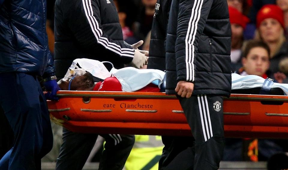 Lukaku phải thở oxy sau khi bị bất tỉnh trận gặp Southampton