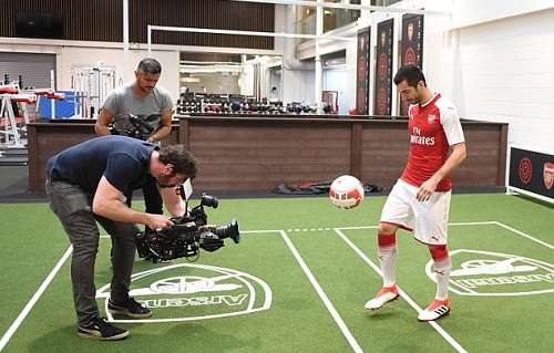Mkhitaryan coi Arsenal là đội bóng trong mơ. 