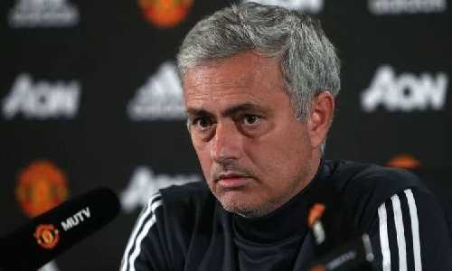 Mourinho: "thành công ở Man United khó hơn ở Chelsea"